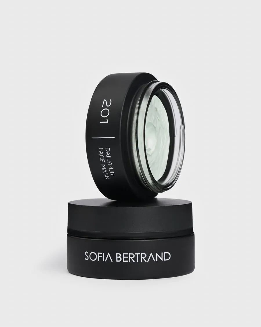 Sofia Bertrand 201 Dailypur Face Mask