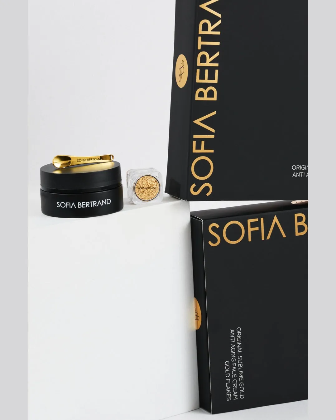 Sofia Bertrand Coffer Sublime Gold Flakes